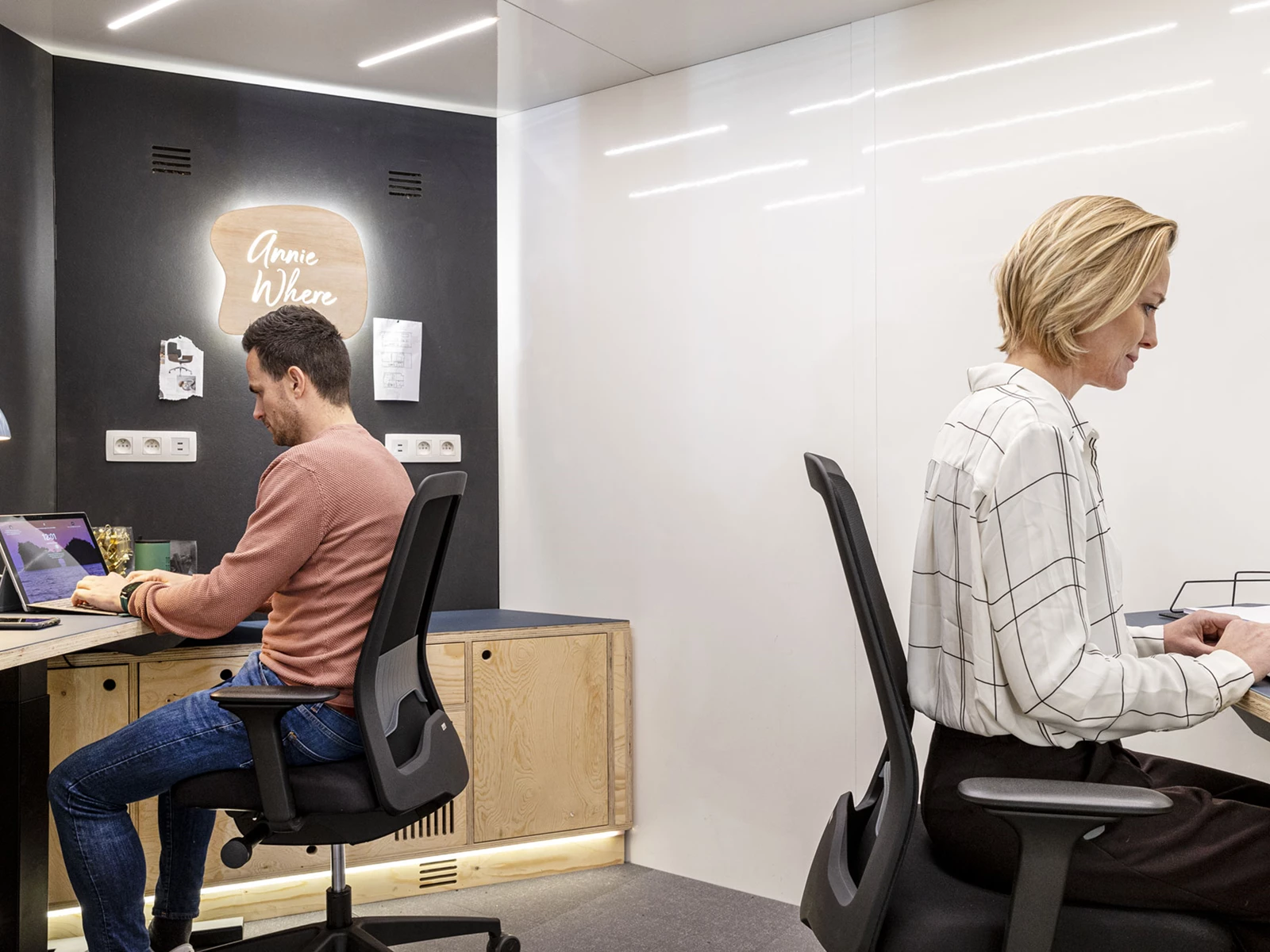 wide office pod 1